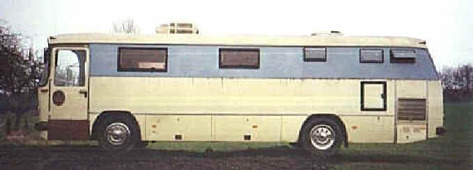 unsere Neuerwerbung, ein O 302. Kurz vor dem Skiurlaub gekauft und 750 km berfhrt. Daheim angekommen wurde nur noch das Auto beladen und es ging ins Skifahren